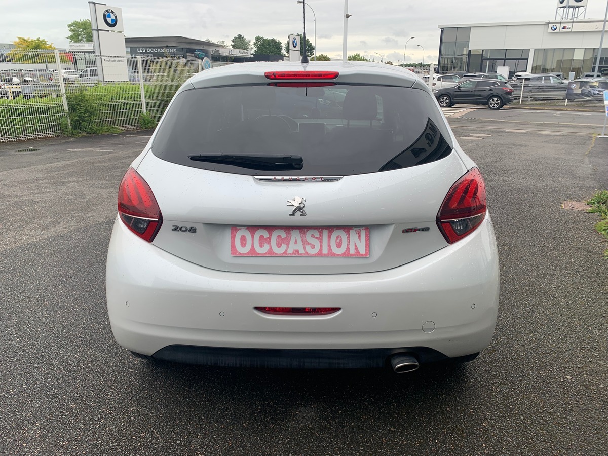 Peugeot 208 110 ch | GT Line | Régulateur de vitesse | Apple car Play Android Auto