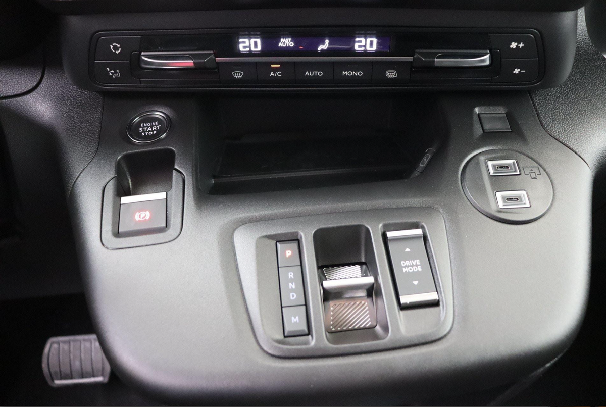 Fiat Doblo New Van LWB Club 1.5 BlueHDI 130 hp AT8
