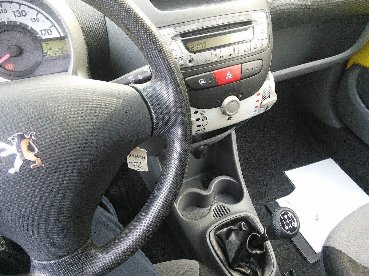 Peugeot 106 1.0 50 CV Kid DISTRIBUTION NEUVE VIDANGE FAITE