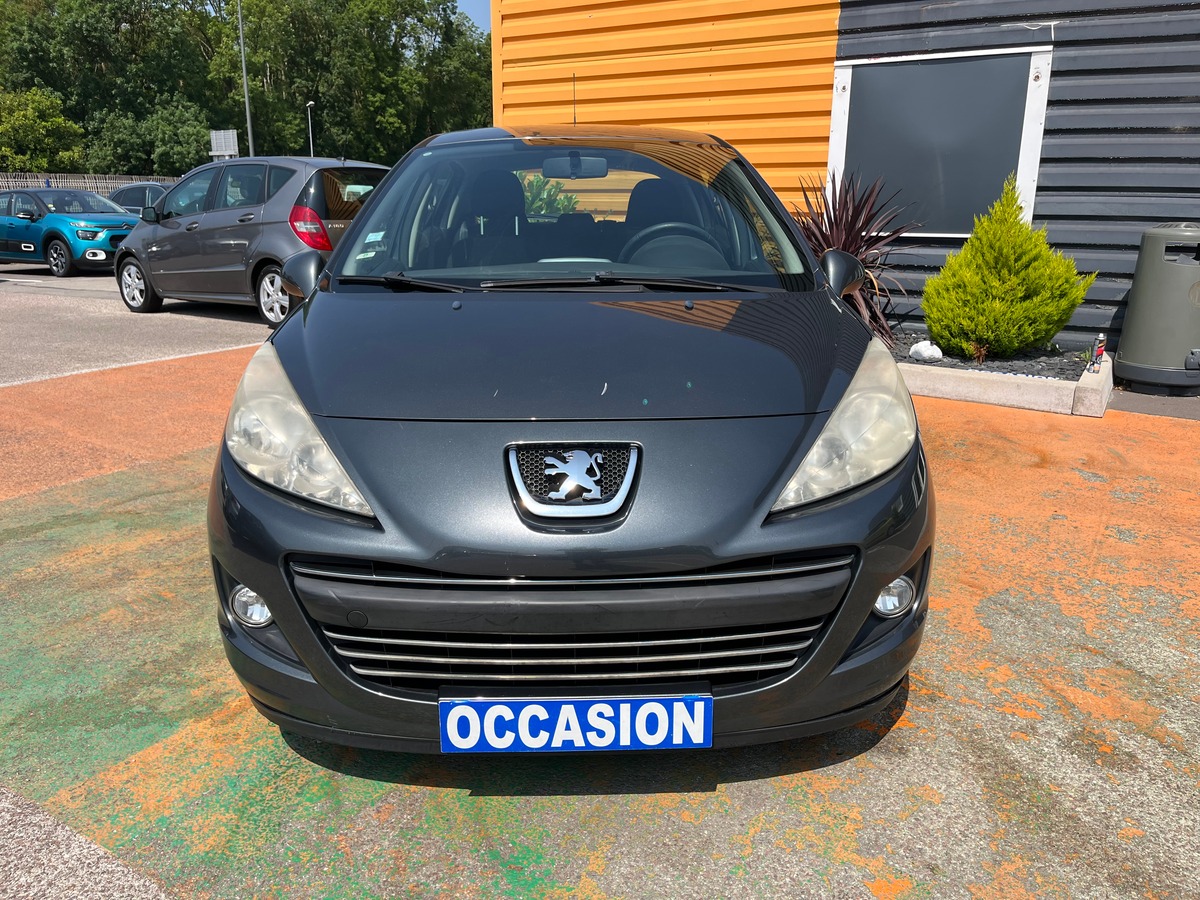 Peugeot 207 1.6 HDI 90 CH ACTIVE