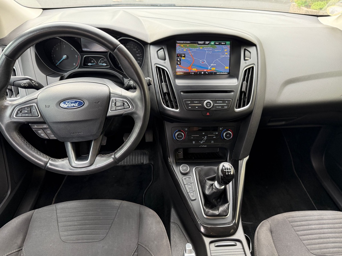 Ford Focus Titanium 1.6 TDCI 115 CV S&S 1er main en 4X CB