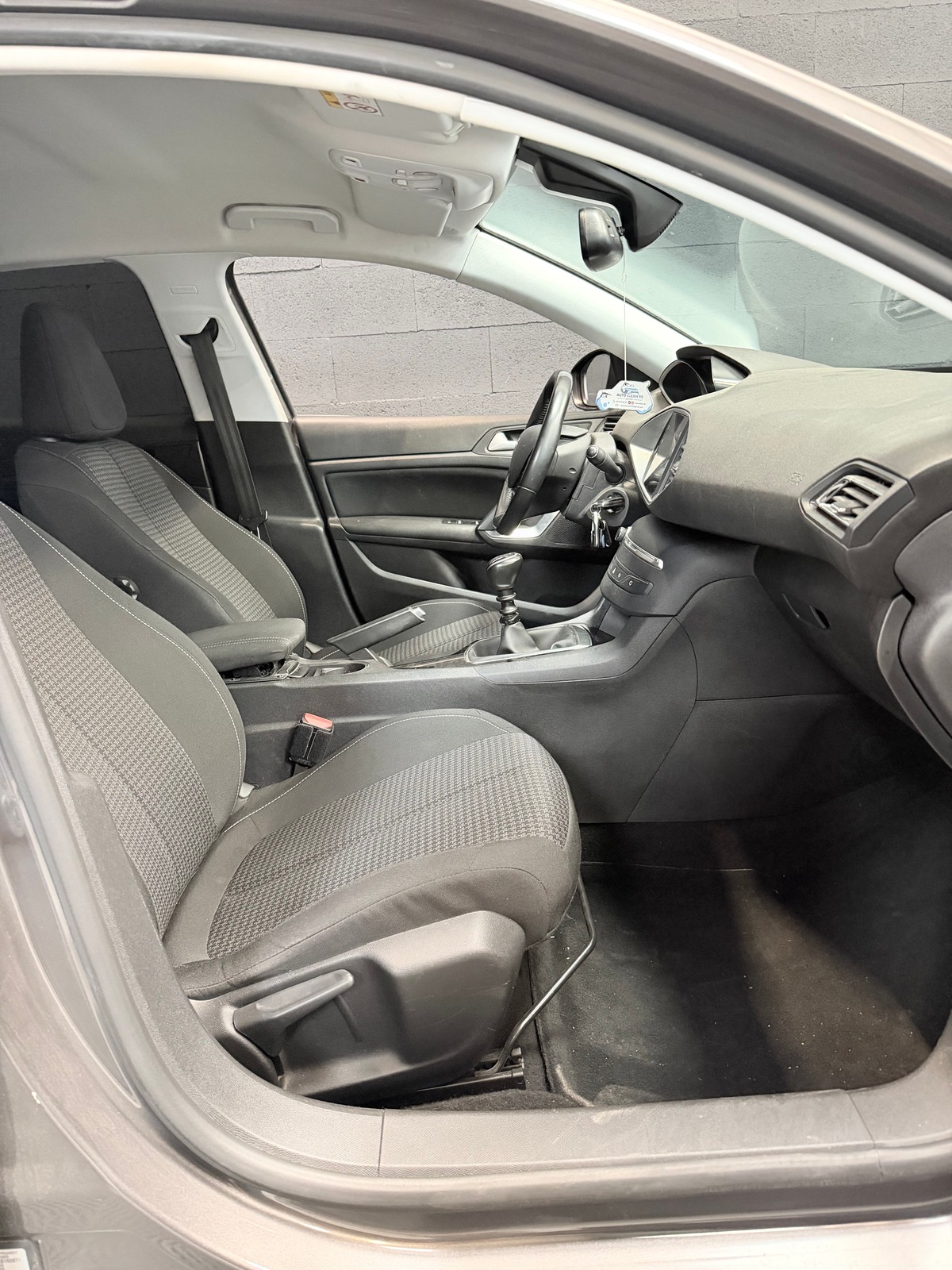 Peugeot 308 1.5 BLUE HDI 130 ACTIVE