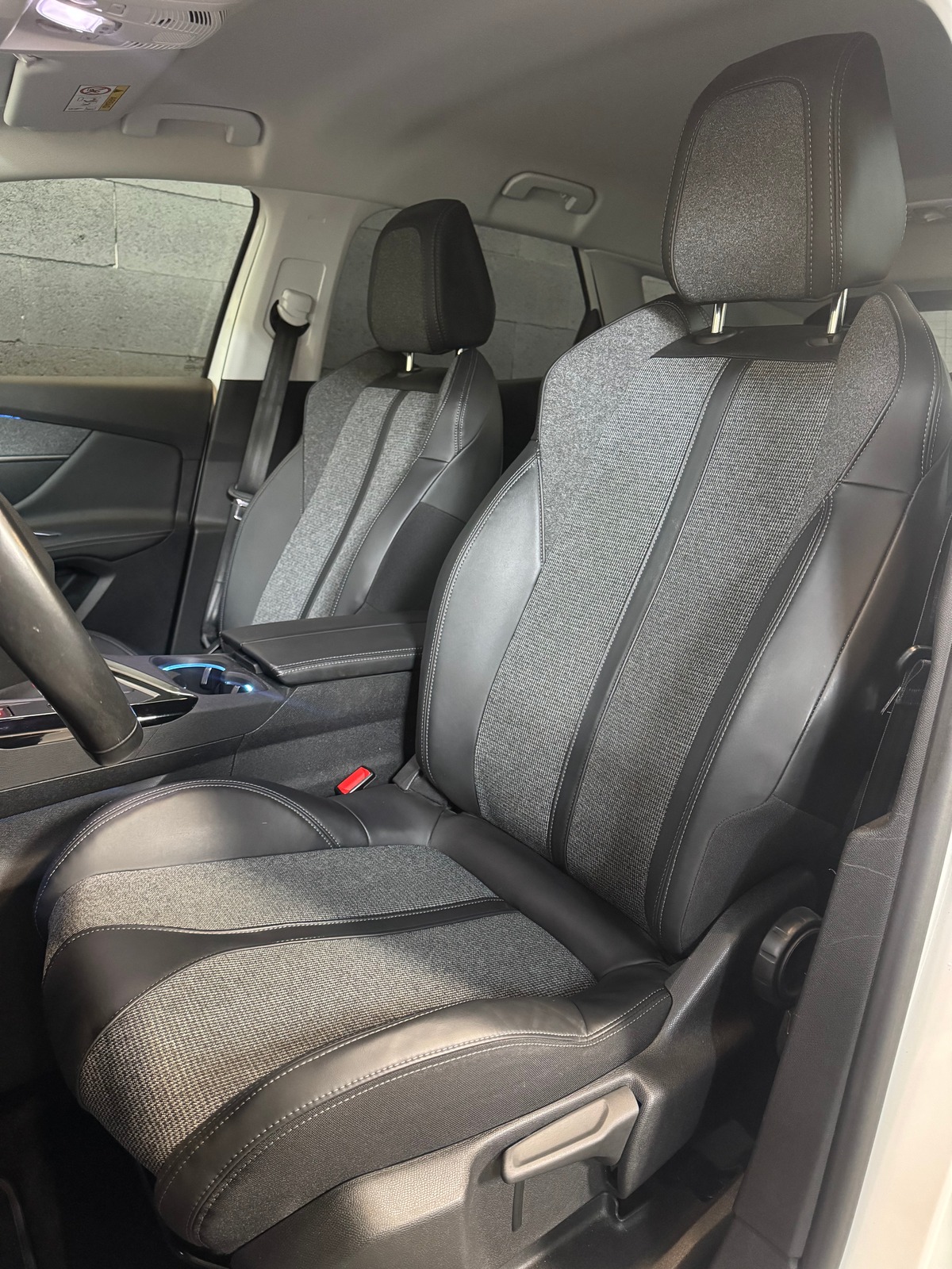 Peugeot 3008 1.5 BLUEHDI 130 BVM6 ALLURE