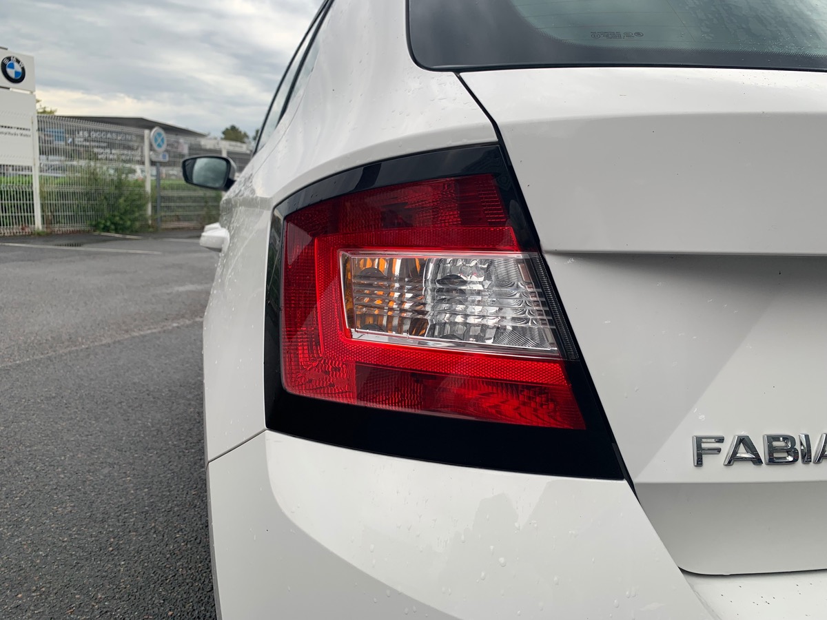 Skoda Fabia 60 ch | Business | GPS | Bluetooth | Radars de stationnement | Régulateur de vitesse