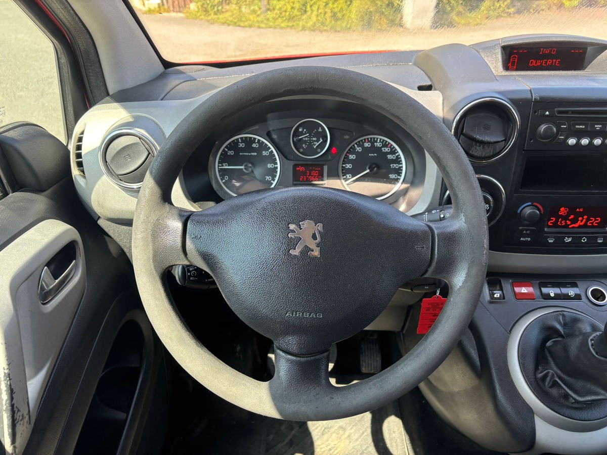 Peugeot Partner 1.6 HDi Outdoor Pack - ATTELAGE -  Révisé - Garantie