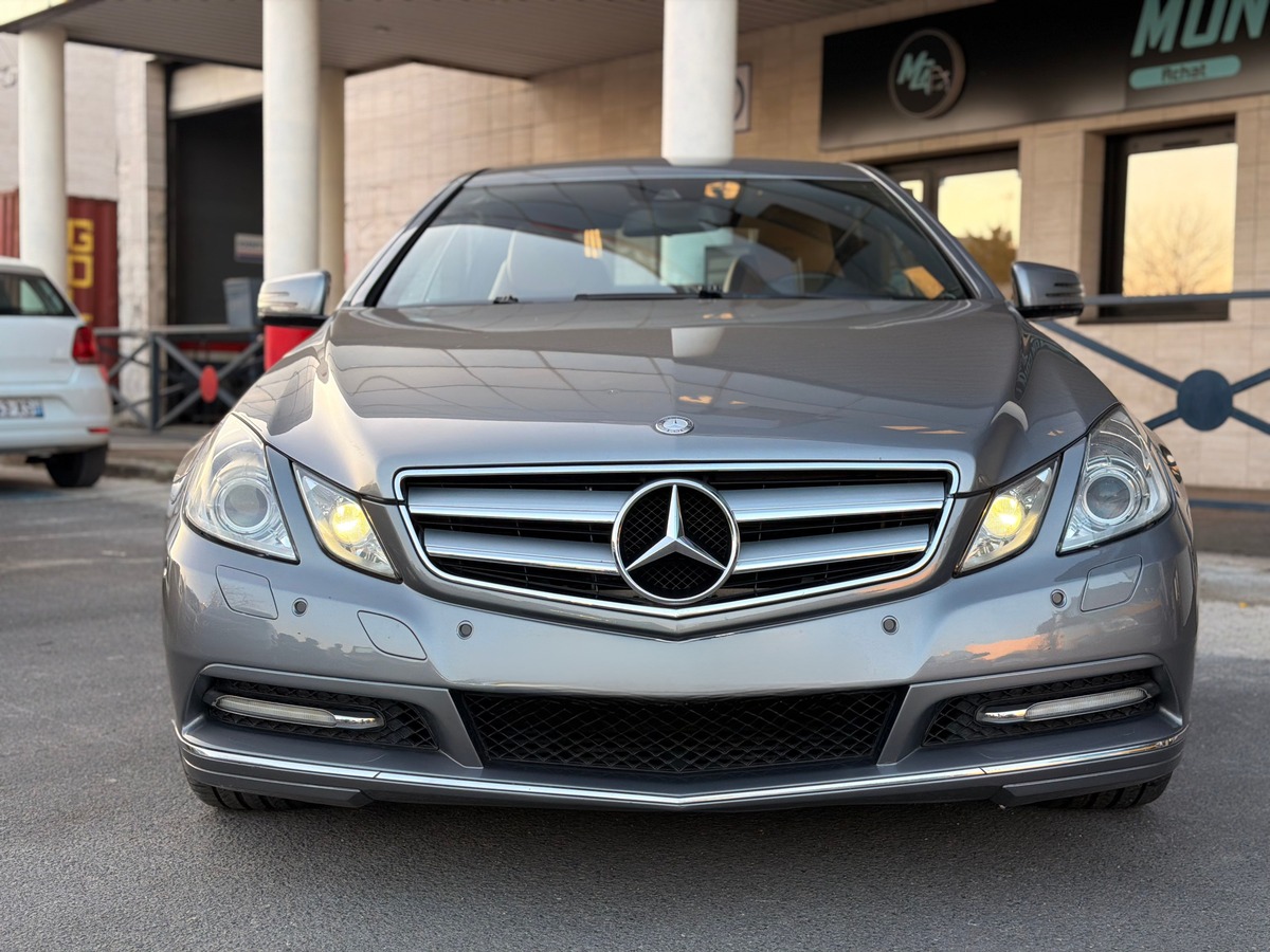 Mercedes-Benz Classe E (207) Avantgarde Phase 2 Coupé 220 CDi 2.1 CDI 7G-TRONIC 163 cv - Boîte auto