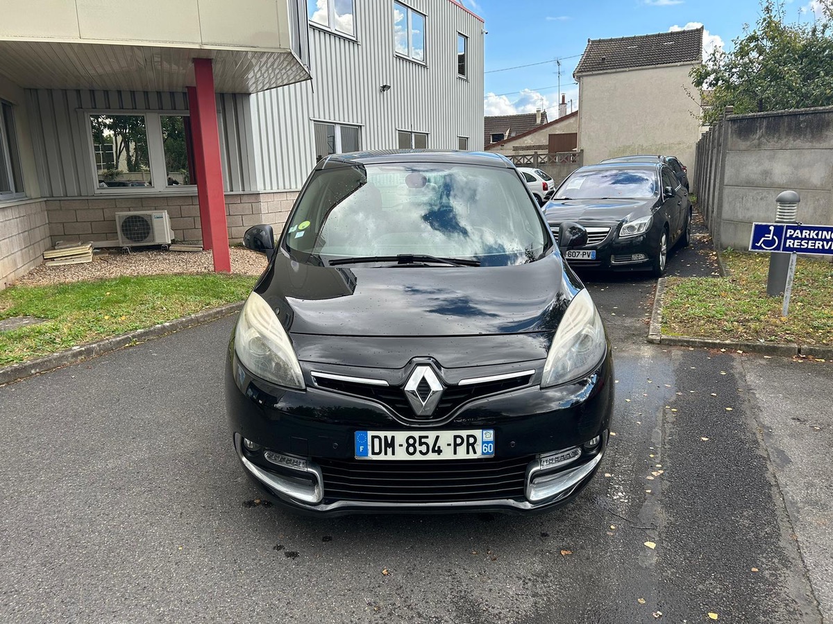 RENAULT Scenic 1.6 DCI 130 CV BOSES en4X foit crit2