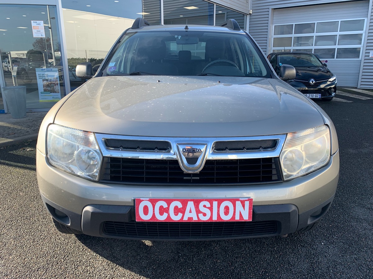 Dacia Duster 105 ch | Laureate | Bioethanol | Roue secours | Climatisation | Radio mono-CD MP3