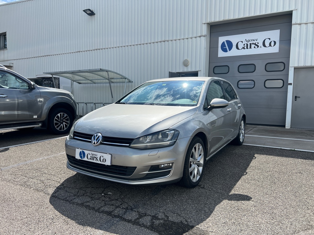 Volkswagen GOLF 7 CARAT 2l 150cv, SUIVI COMPLET, SIEGES CHAUFFANTS/ MASSANTS