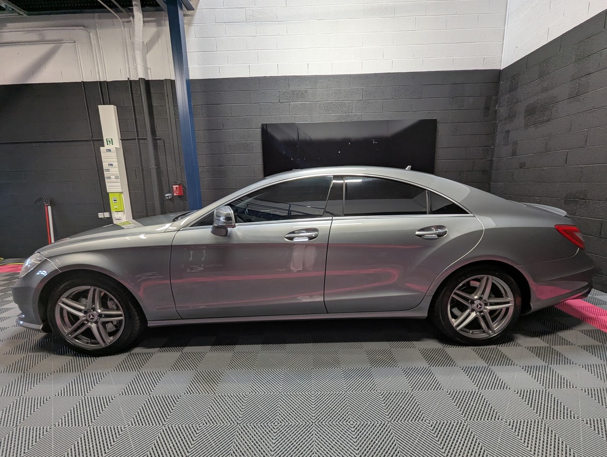 MERCEDES CLS 500 BlueEfficiency  SUIVI COMPLET MERCEDES