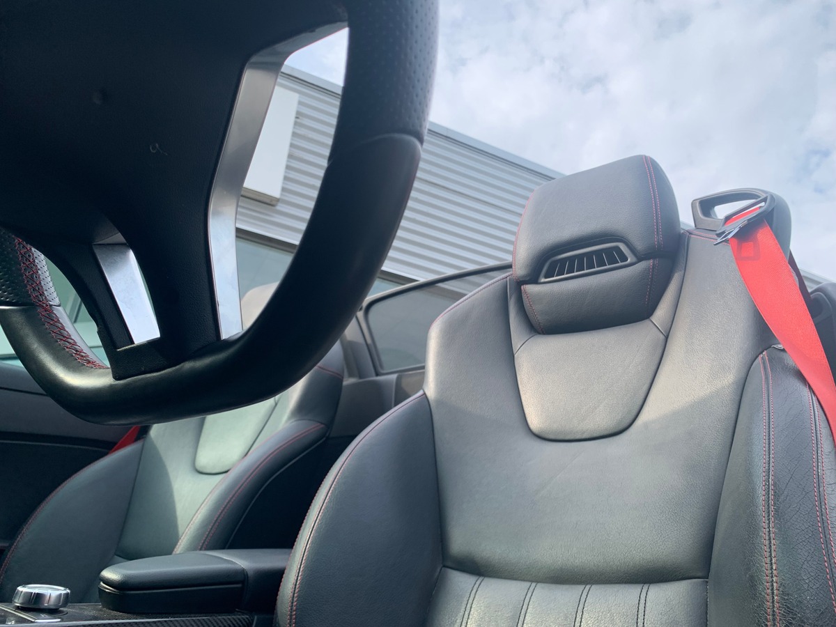 Mercedes-Benz Classe SLK 250 | 204 ch | GPS | Cuir | Siéges chauffants | Climatisation | Bluetooth