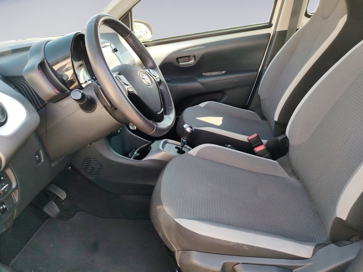 Toyota Aygo 1.0 VVTI BOITE AUTO