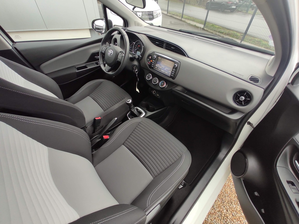 Toyota Yaris III 1.0 VVTi 72 France