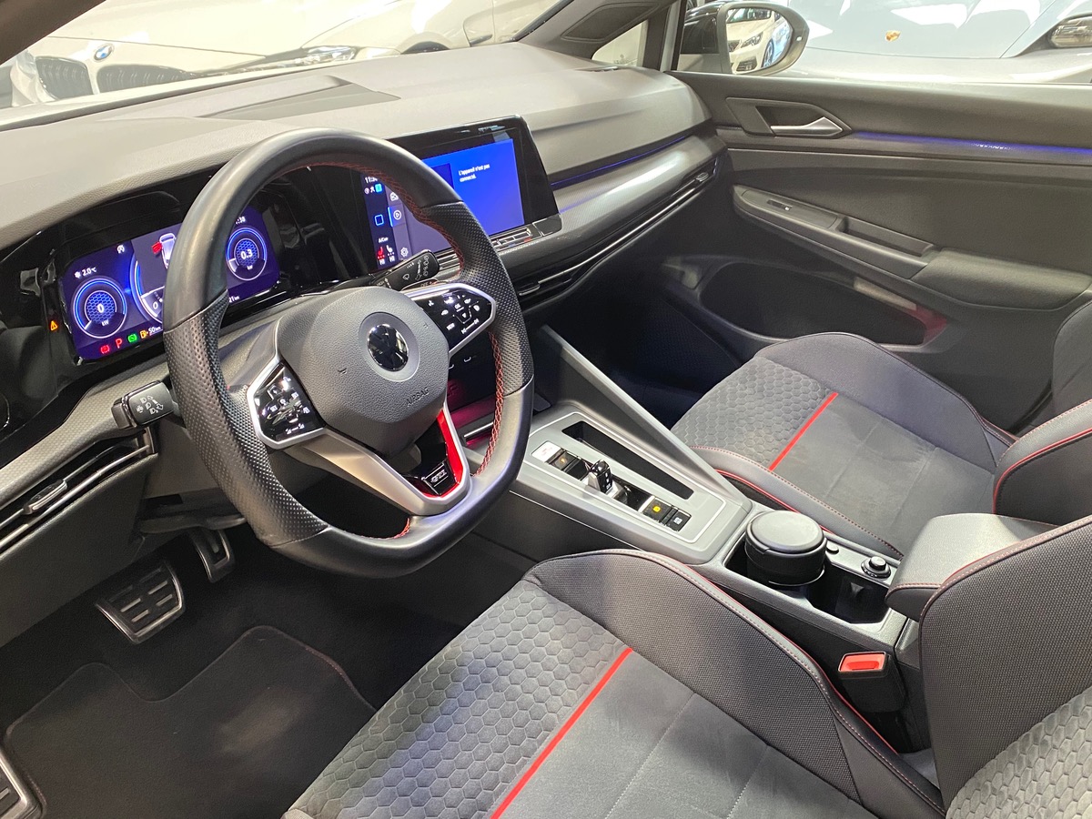 Volkswagen Golf 8 gti 2.0 TSI 300 CLUBSPORT TOE b