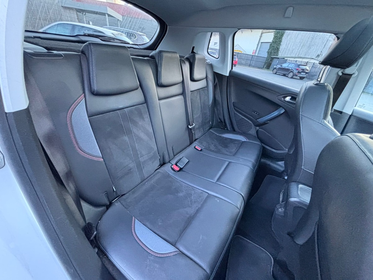 Peugeot 2008 1.6 e-HDi Crossway - Révisé - Garantie