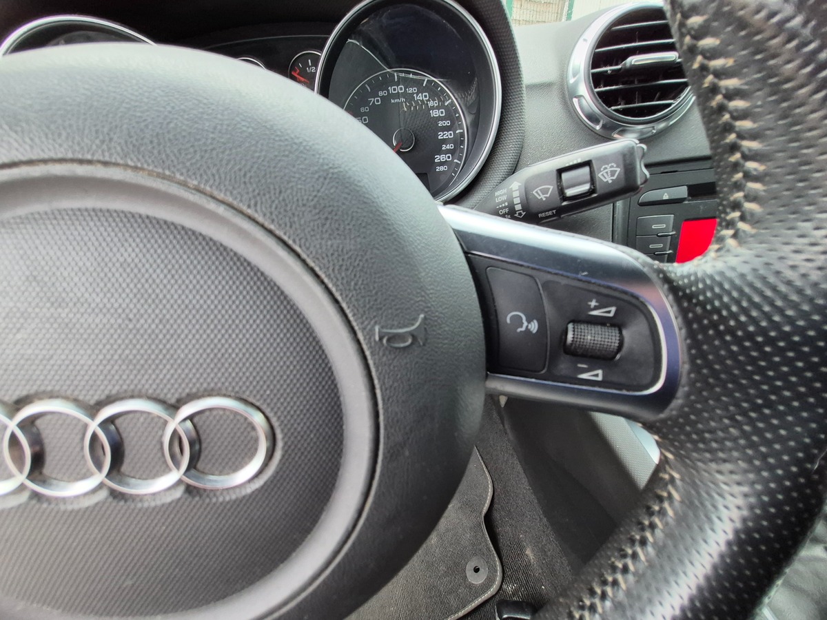 Audi TT 1.8 TFSI 160 S LINE