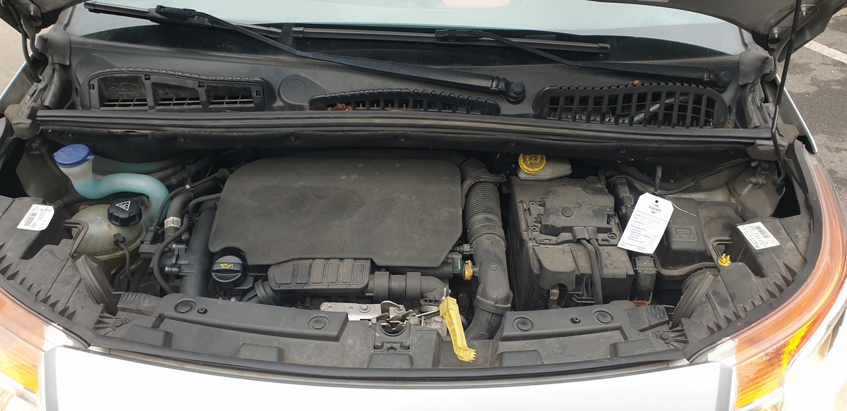 Citroën C3 Picasso 1.2 pure tech 110 BVM Exclusive 1ère main distribution OK