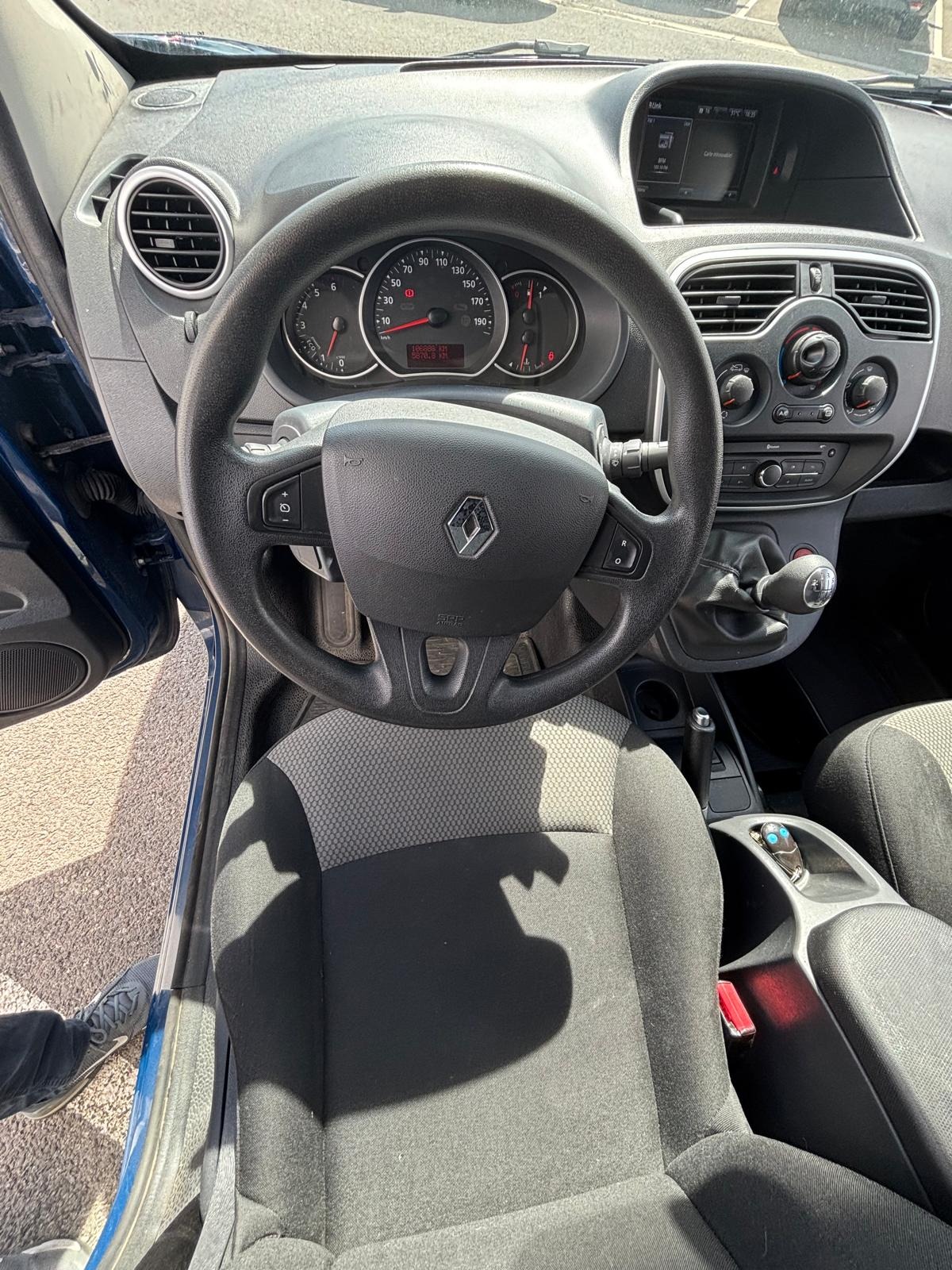 RENAULT Kangoo Express 1.5 Blue dCi 95ch Extra R-Link - PRIX HT -  TTC : 9 990 € - Garantie 12 Mois