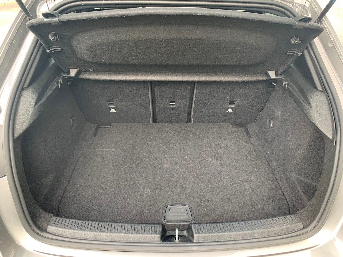 Mercedes-Benz Classe A 150 ch | Amg Line | Eclairage d'ambiance | Siéges chauffants | Caméra recul