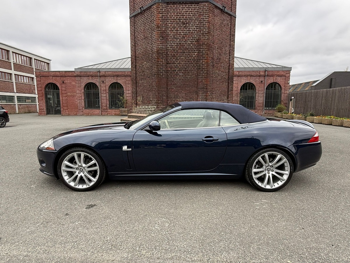 Jaguar XK 4.2 V8 Cabriolet 300ch