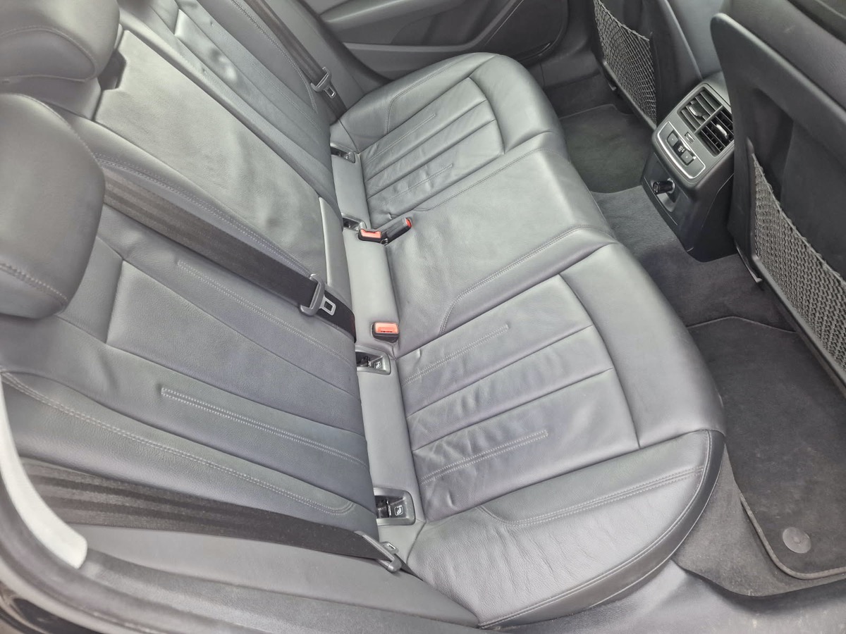 Audi A4 Avant SLINE 218cv 3.0 TDI QUATTRO, SUIVI COMPLET, TOIT OUVRANT, 4 ROUES HIVERS SUR JANTES