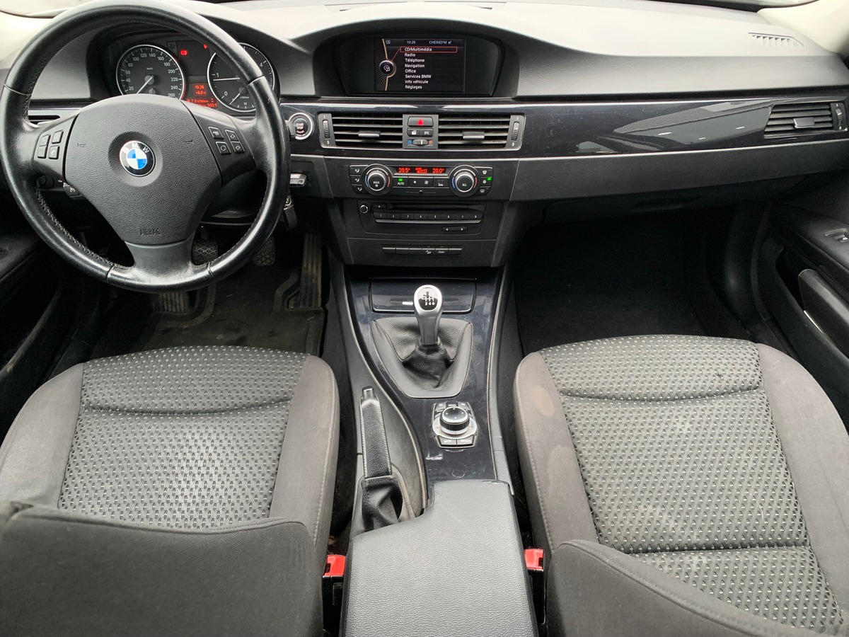 Bmw Série 3 Touring 184 ch | GPS | Radar de recul | Climatisation Auto | Jantes Alu 17"| Attelage
