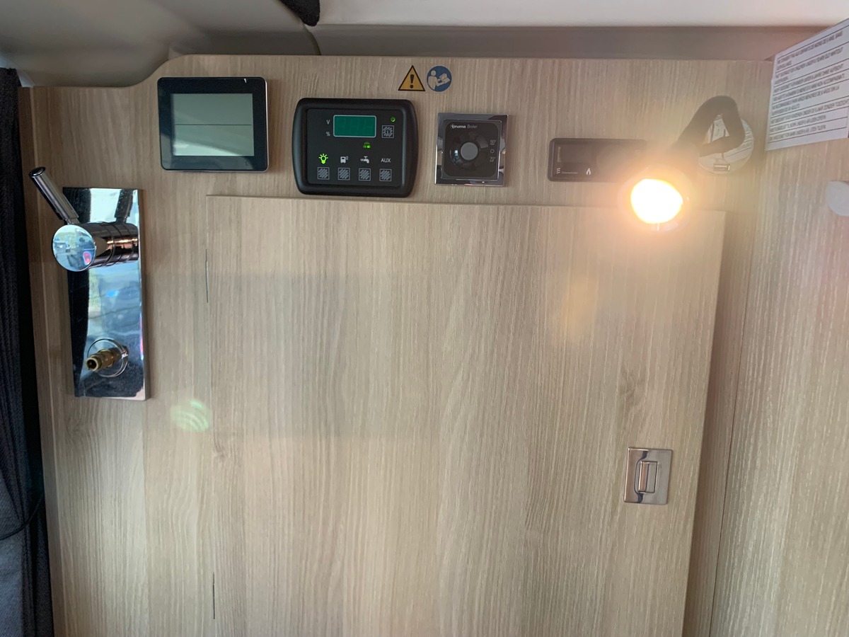 Ford CAMPEREVE 130 chevaux | Premiére MAIN | Cap Land | Caméra de recul | Apple car play