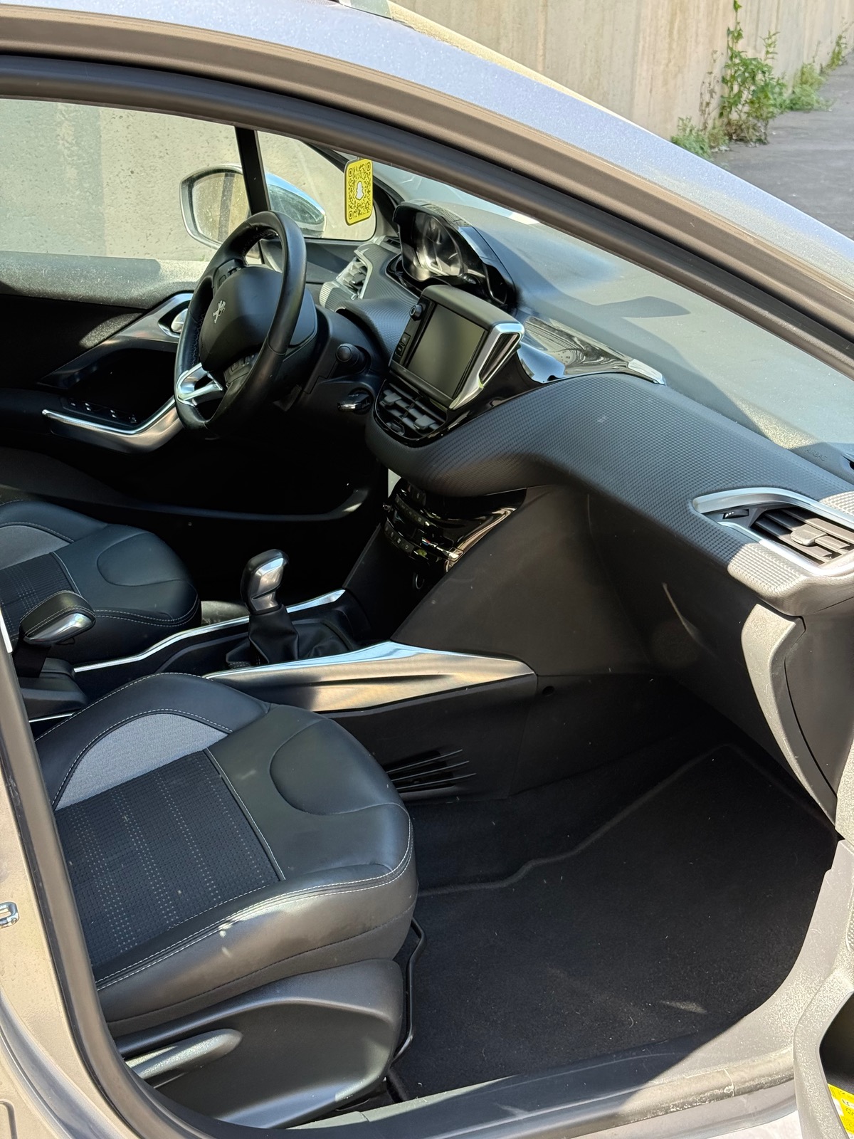Peugeot 2008 1.6 e-HDi Allure