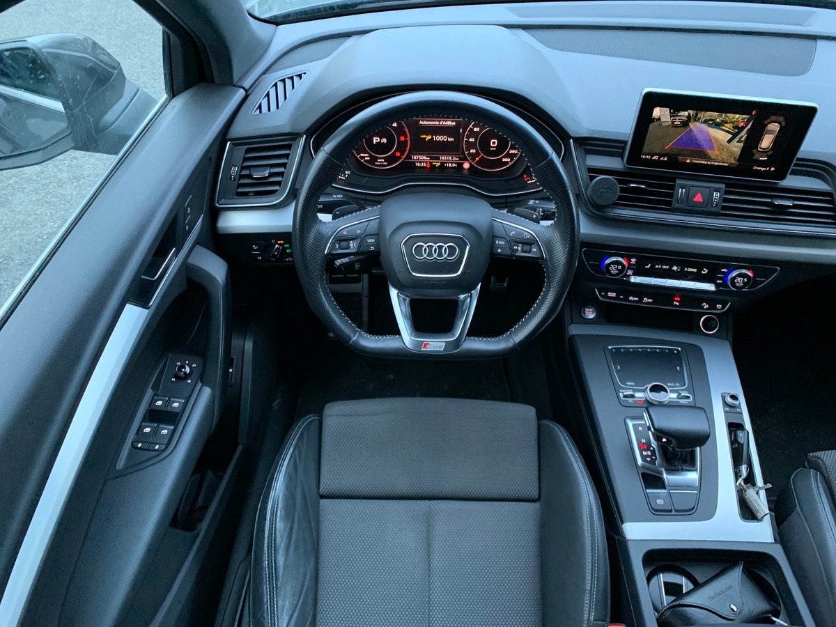 Audi Q5 190 ch | S-line | Virtual Cockpit | Caméra de recul | Coffre électrique | Attelage