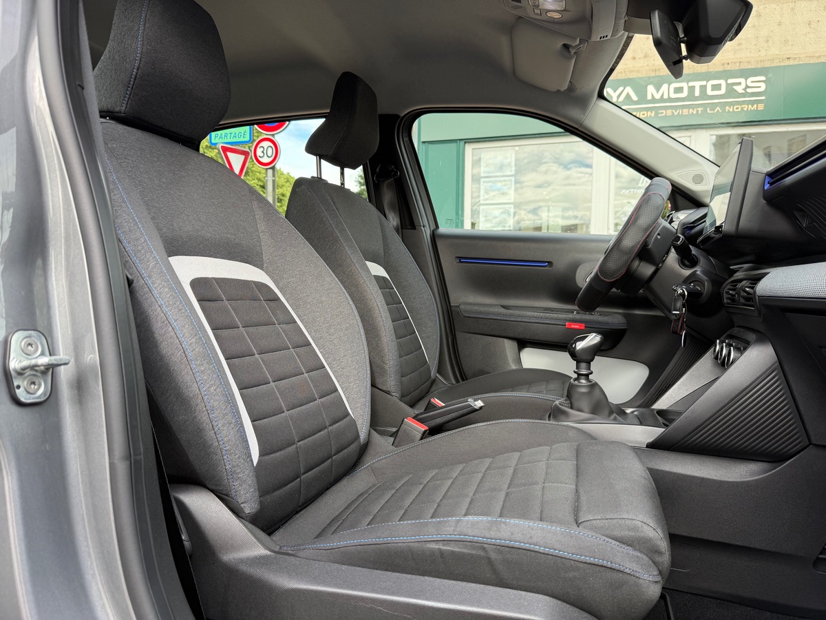 Citroën C3 IV 1.2 TURBO BVM6 100 cv