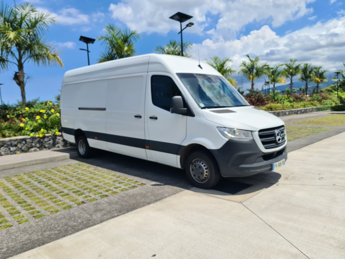 Mercedes-Benz Sprinter LONG