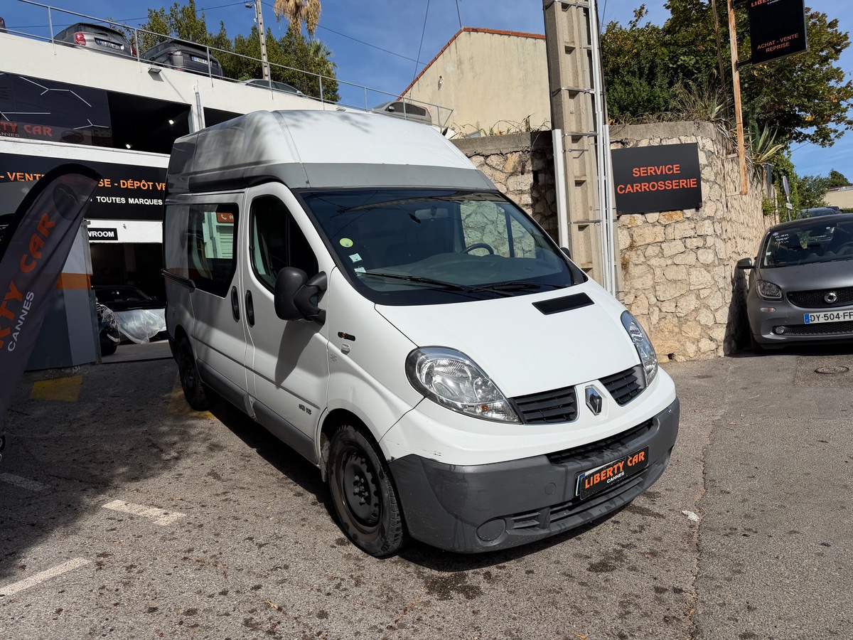 RENAULT Trafic 2.0 dCi 115 CV Fourgon Phase 2 L1H1 / Clim / Radar