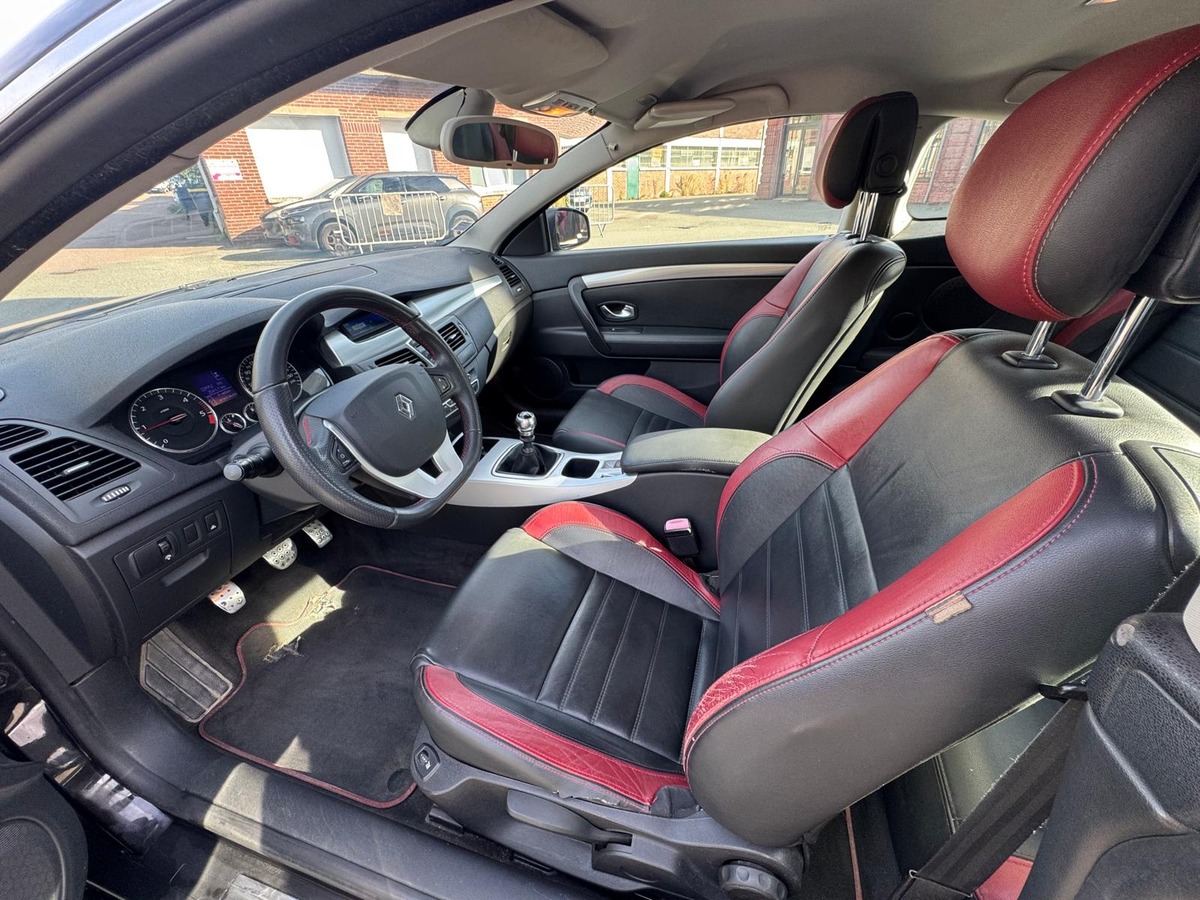 RENAULT Laguna Coupé 2.0 dCi 178 GT- Moteur à chaine- Garantie