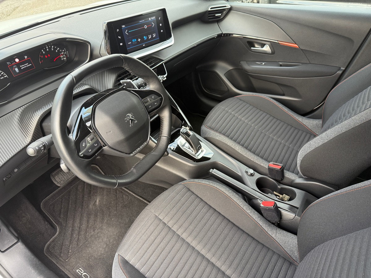 Peugeot 208 II 5 Portes 1.2 PureTech EAT8 S&S 100 cv, Suivi COMPLET