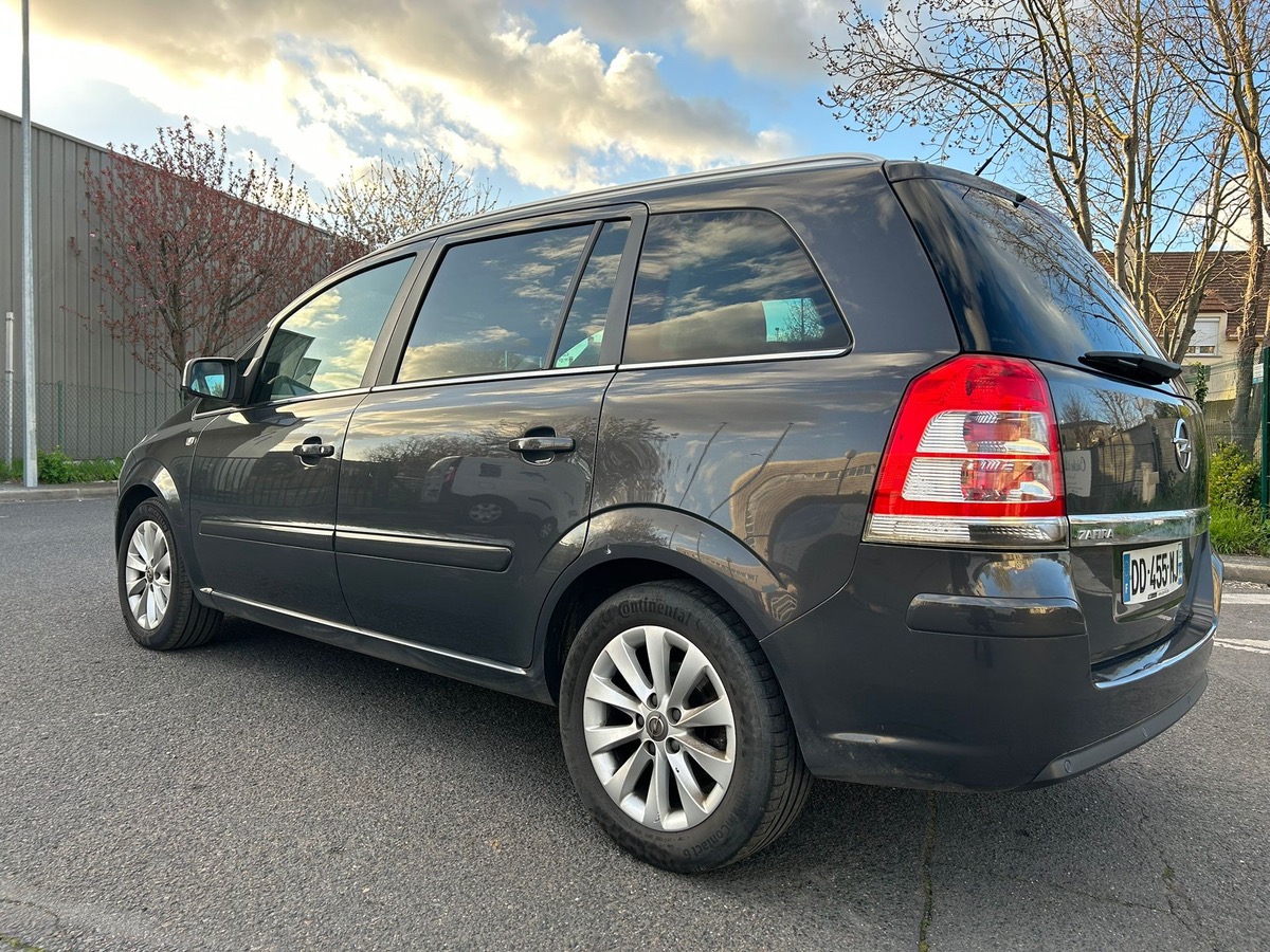 Opel Zafira 1.7 CDTI 125 CV 1er main 7 places 4XCBLeux