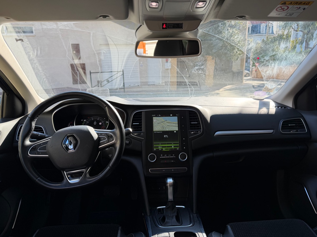 RENAULT Megane ESTATE TCE 130 CV / Intens / Grand écran / Caméra / KM Réel / Jantes