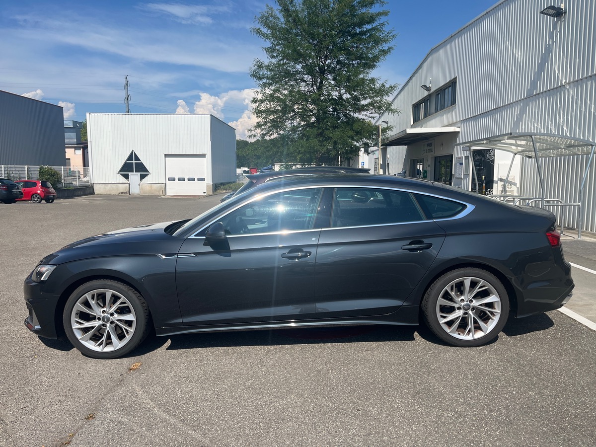 Audi A5 Sportback 40 2.0 TFSi Mild Hybrid S-Tronic7 190 cv DESIGN, suivi complet, sièges chauffants