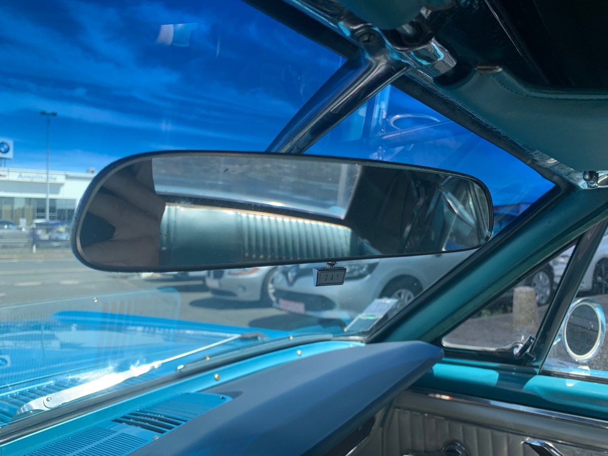 Ford Mustang V8 | Convertible | Cabriolet | Boîte de vitesse manuelle