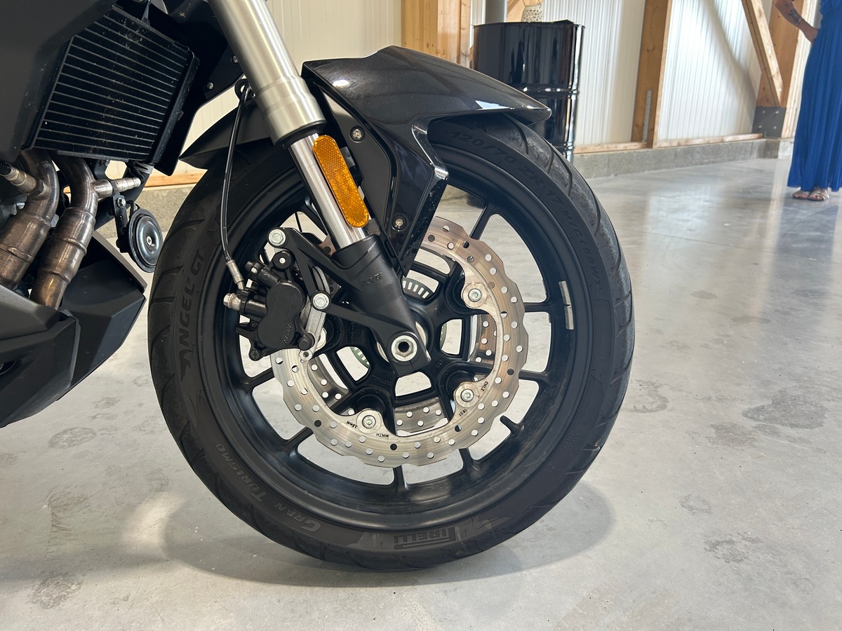 VOGE 500 R - 1ÈRE MAIN - FAIBLE KM - GARANTIE