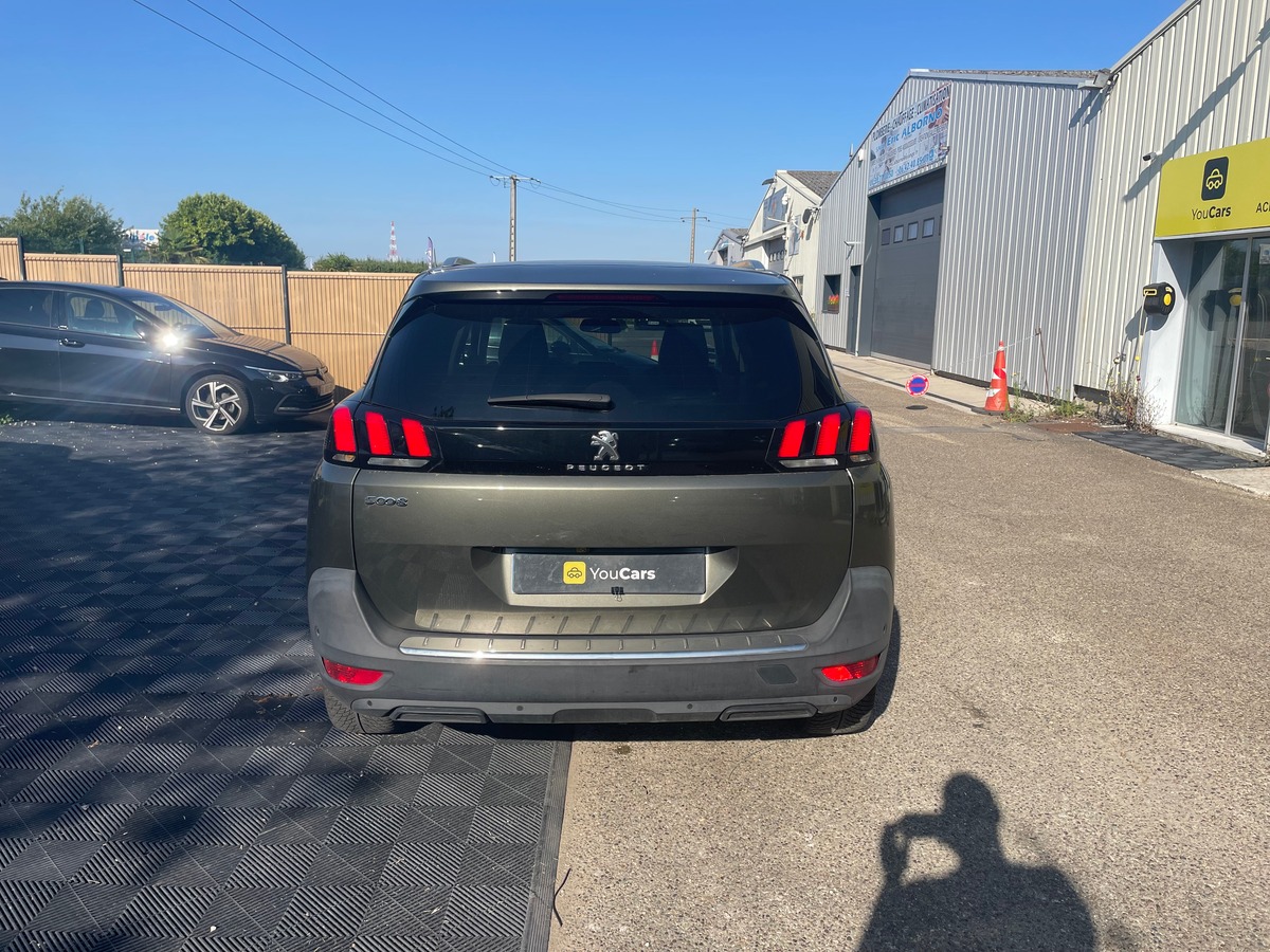 Peugeot 5008 1.5 BlueHDi EAT8 130 cv Boîte auto CARPLAY - 7 PLACES - CLIM AUTO - CAMERA DE RECUL