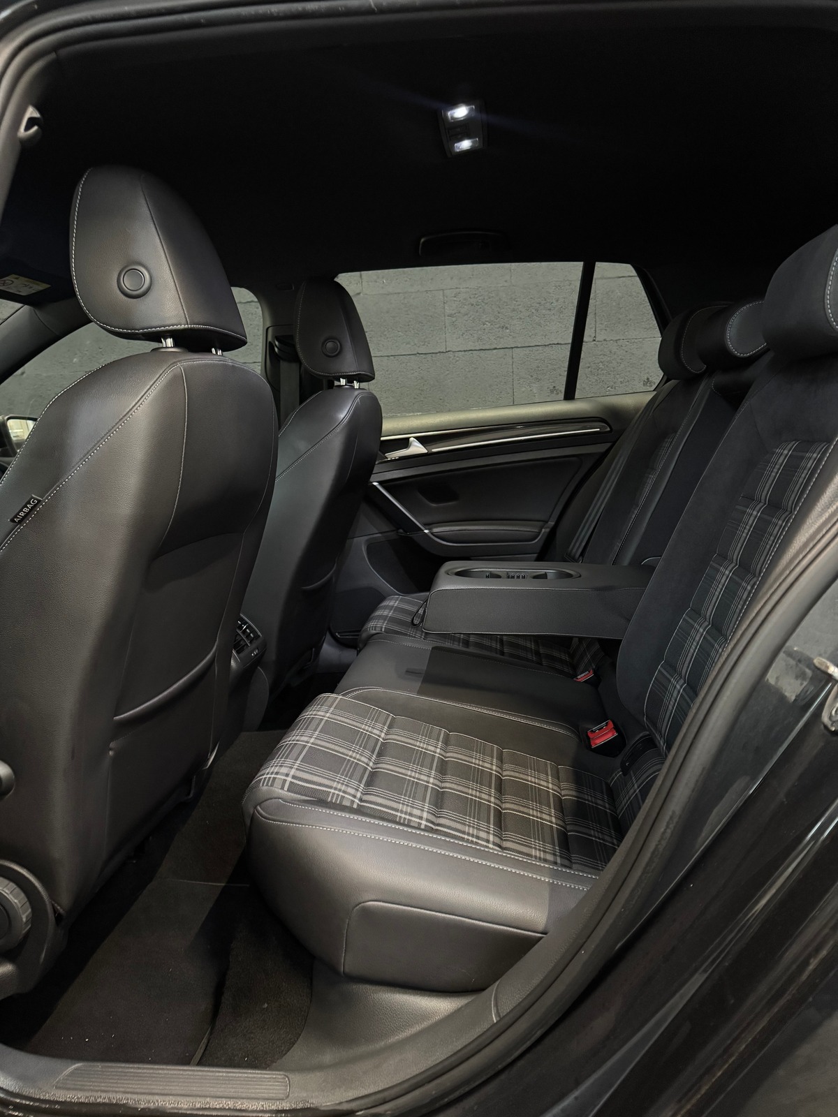 Volkswagen Golf VII GTD 2.0 TDI 184 DSG6