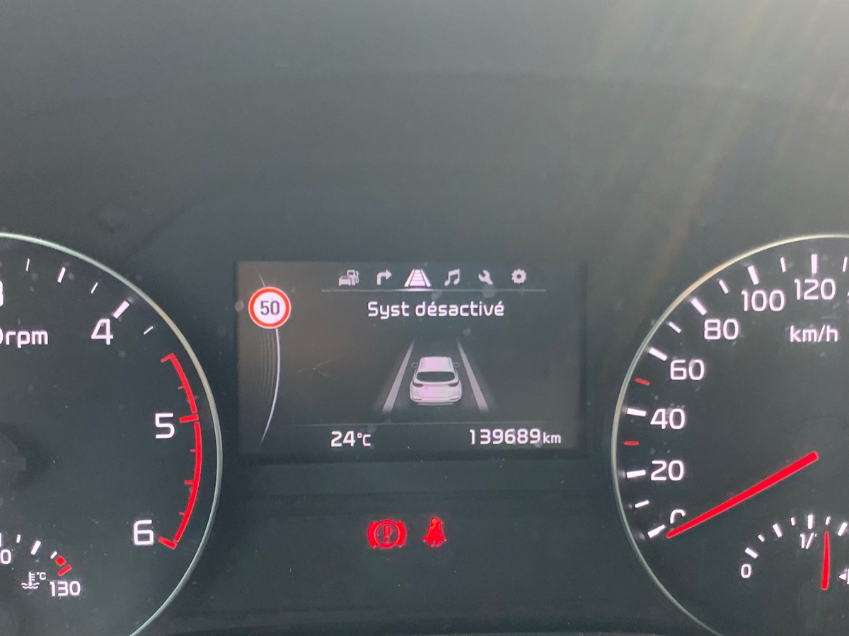 Kia Sportage 115 ch | GT Line | Toit ouvrant panoramique | Caméra de recul | Régulateur de vitesse