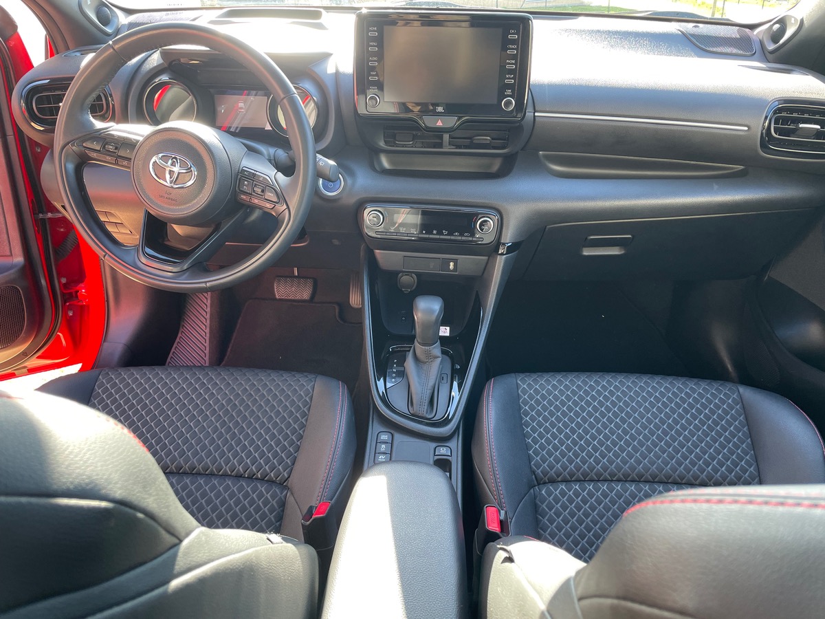 Toyota Yaris IV Hybride (116 ch)