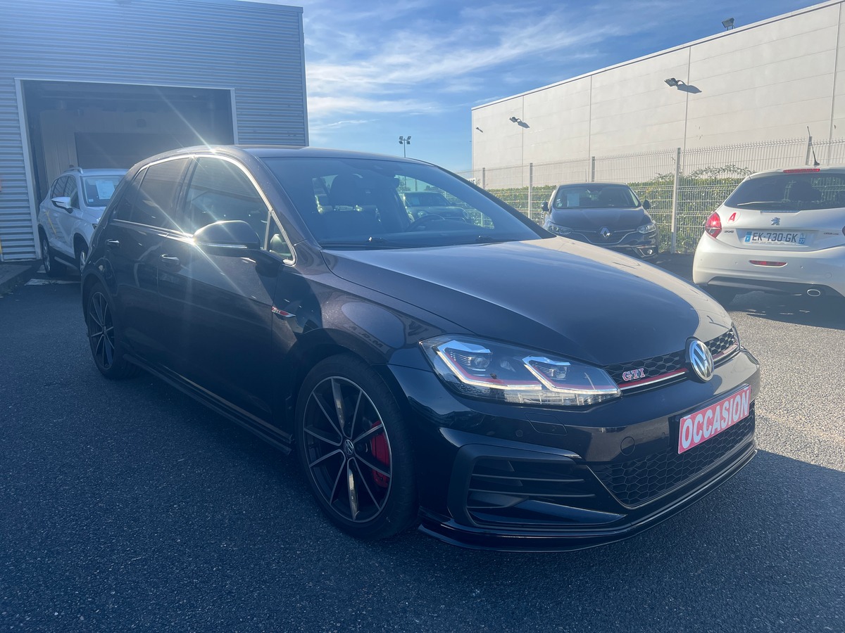 Volkswagen Golf GTI TCR | Stage 1 | Régulateur | Sièges chauffants | GPS | Ligne compléte Akrapovic