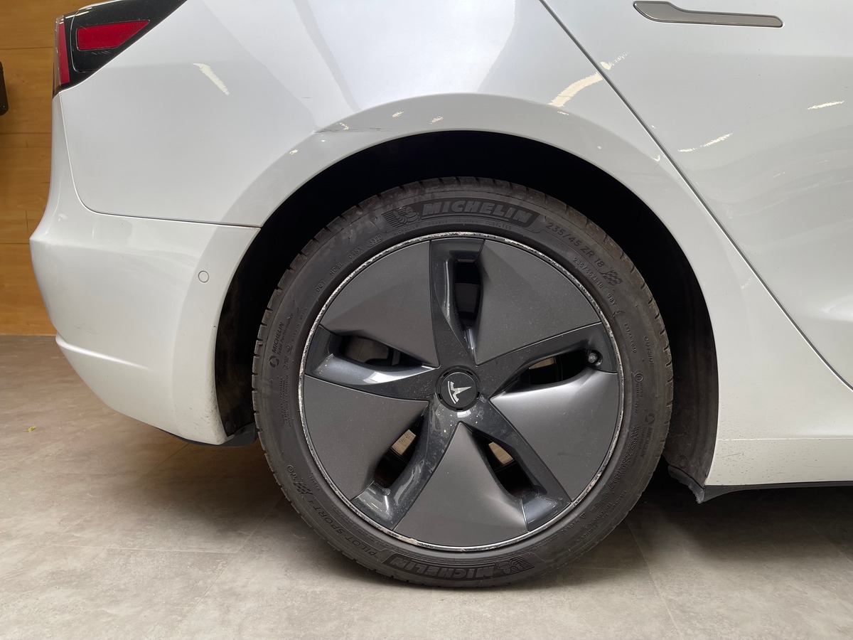 Tesla Model 3 FSD STANDARD RANGE // ATTELAGE // LIVRAISON POSSIBLE