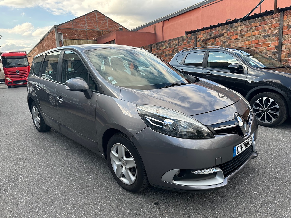 RENAULT Grand Scenic 1.6 DCI 130 CV 7 place 4XCArtte