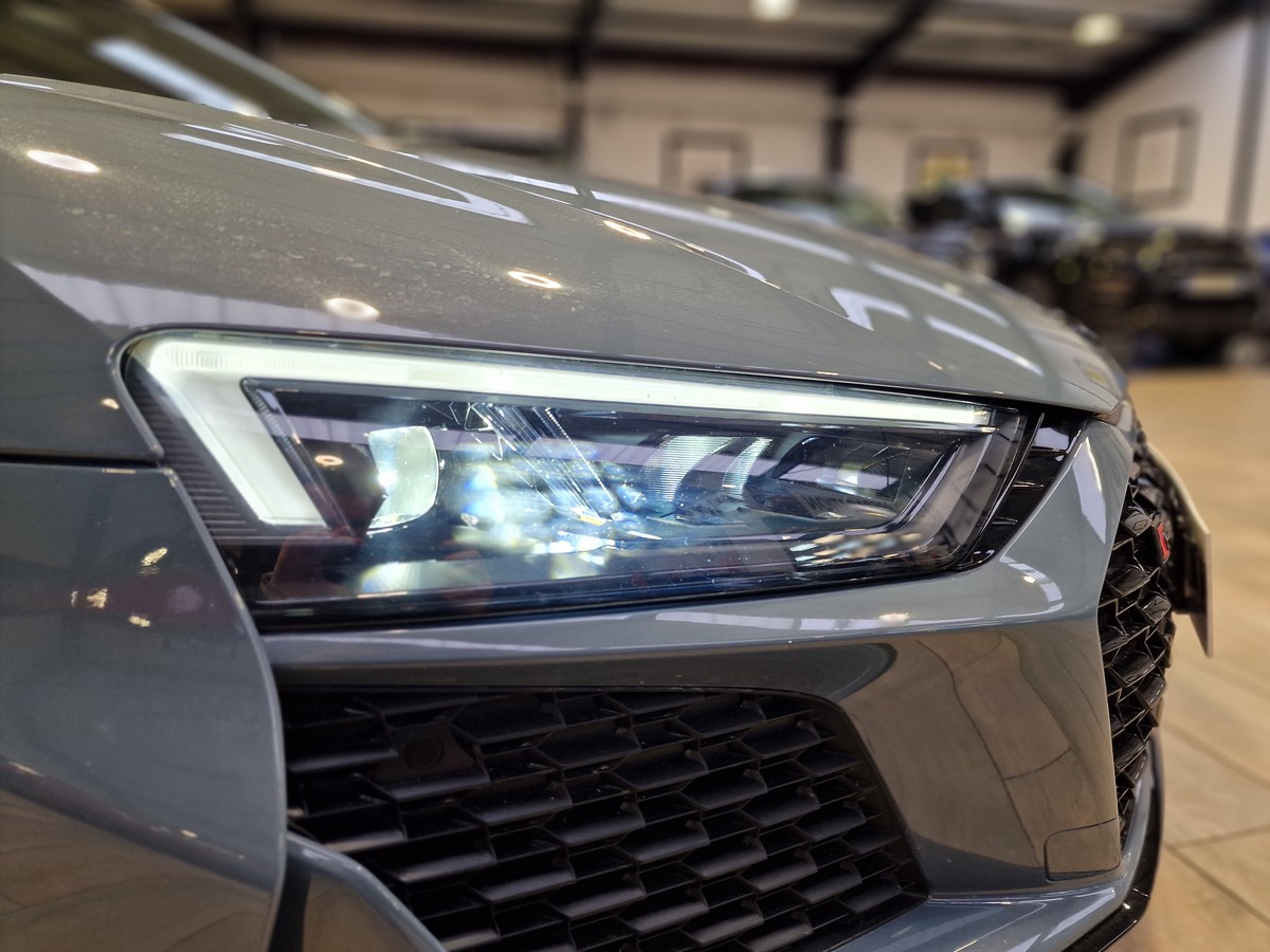 Audi R8 5.2 V10 FSI RWD LIGNE MILTEK 540CH