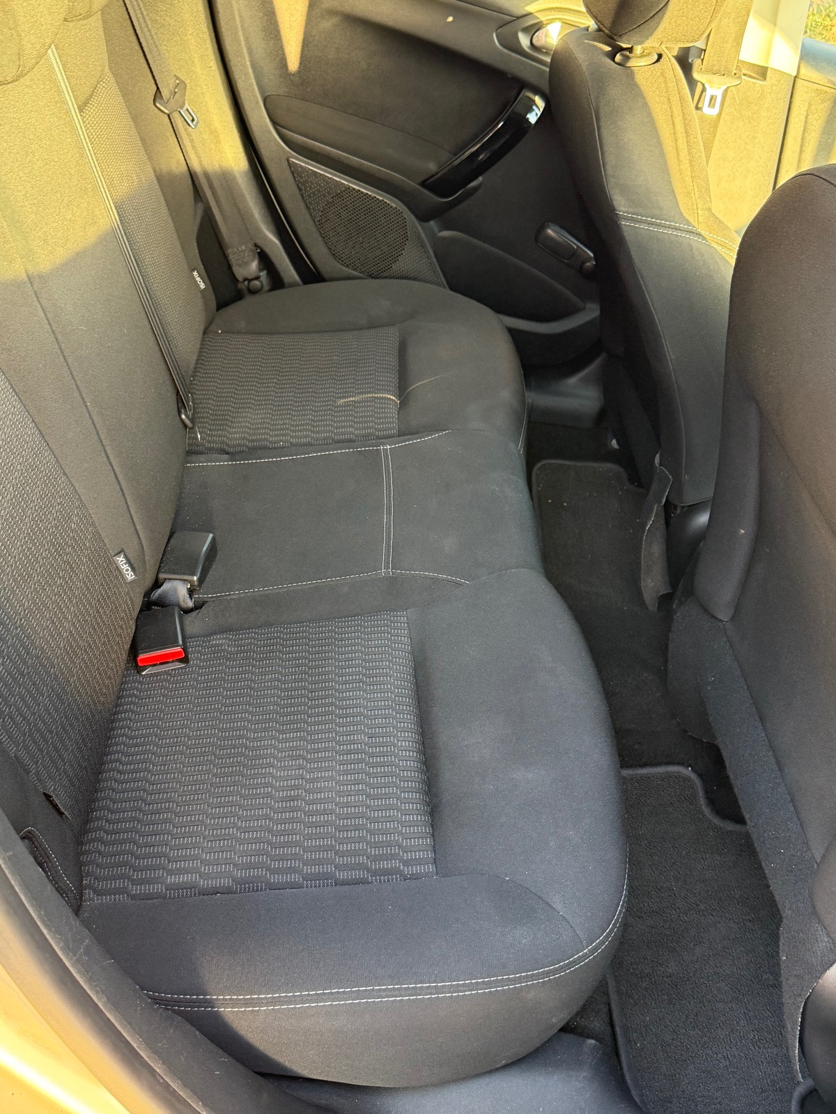 Peugeot 208 / 1.2 E-VTI 82CH / STYLE / CLIM / ÉCRAN BTT / DISTRIB + EMBRAYAGE NEUF