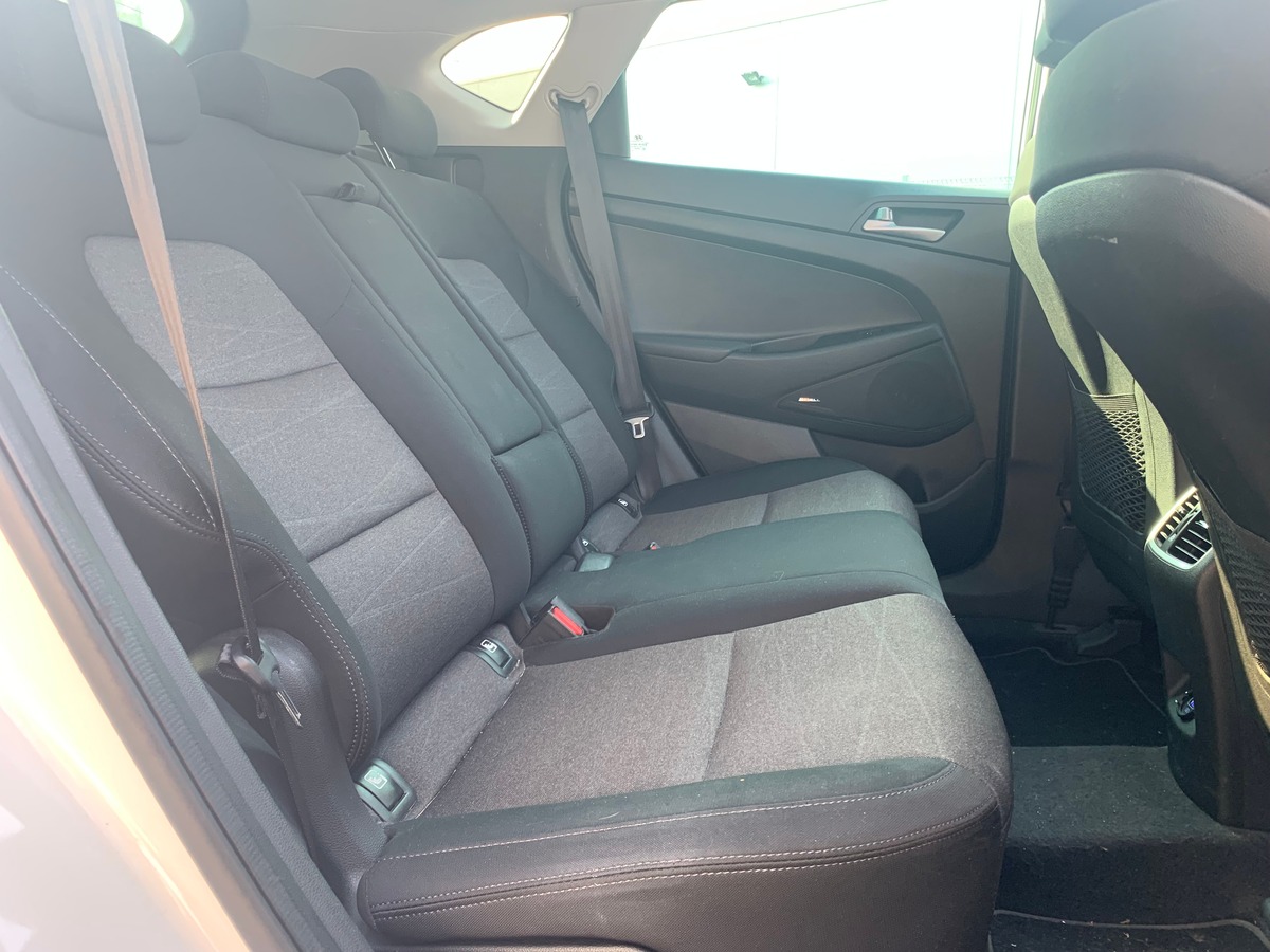 Hyundai Tucson 136 | Premium | Toit panoramique | Caméra recul | Siéges chauffants | Apple car Play
