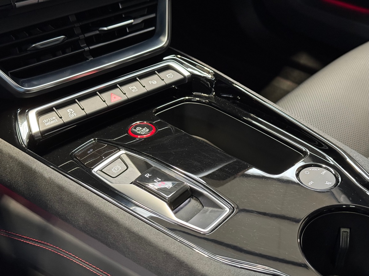 Audi e-tron GT RS QUATTRO 598CV EXTENDED 1ERE MAIN h